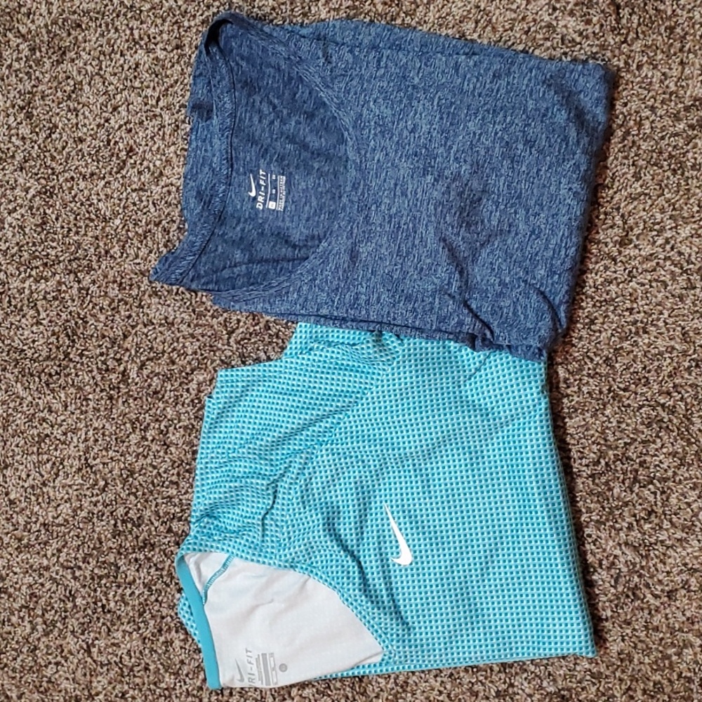 Nike DRI-FIT Short Sleeved Bundle Size XL